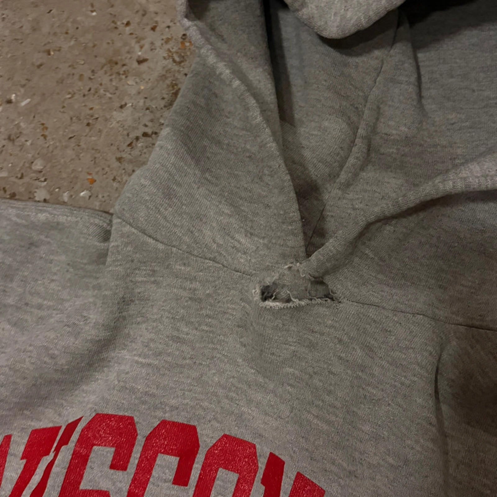 Vintage University of Wisconsin Hoodie - Gray Sweatshirt