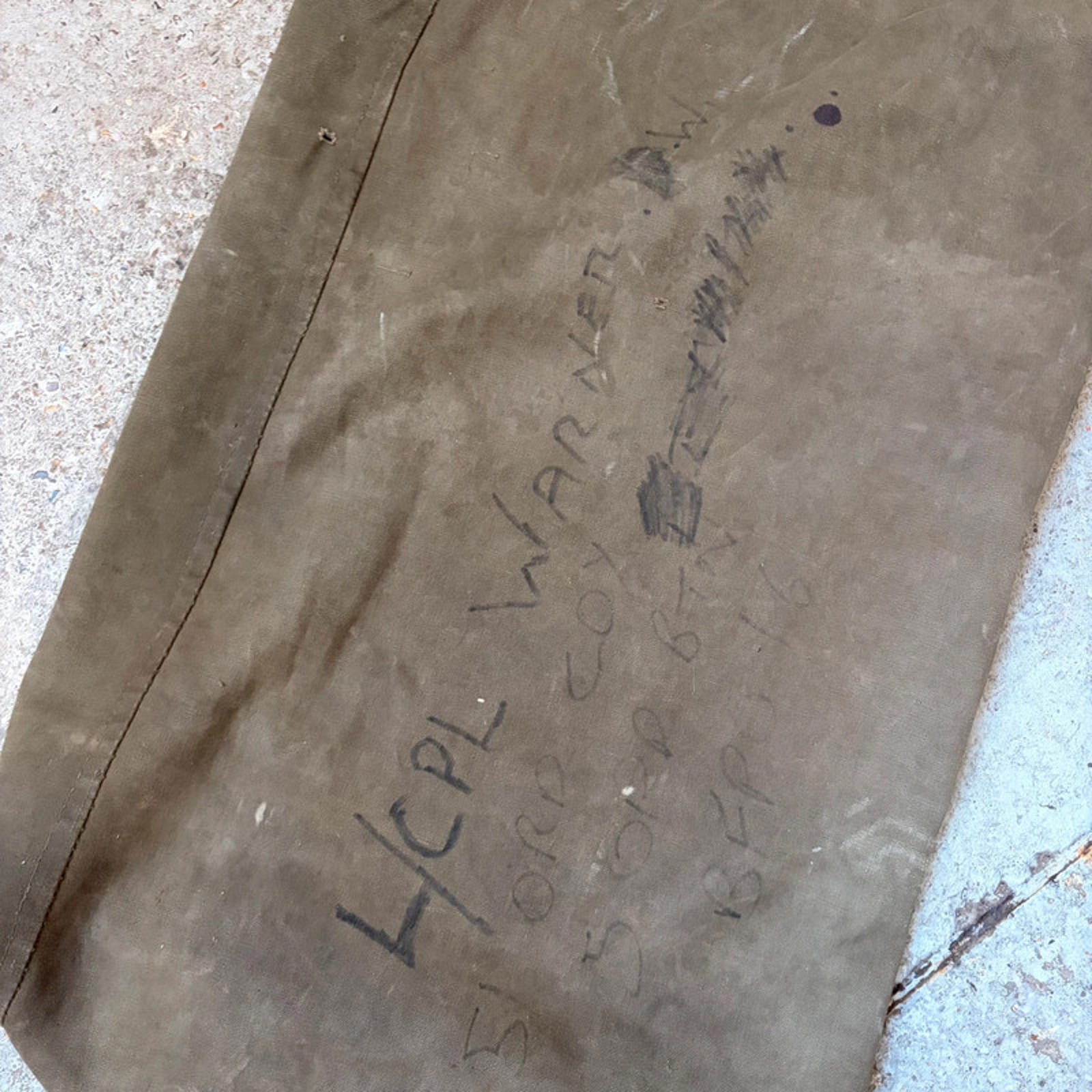 Vintage 1986 Royal Air Force (RAF) Kit Bag - Military Duffle Bag