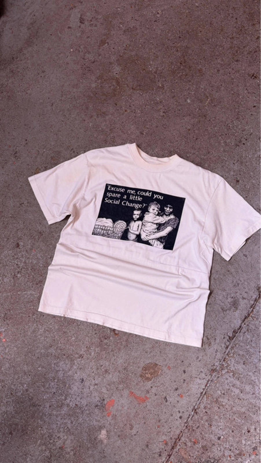 Vintage "Social Change" T-Shirt - Boxy Fit & Altered Construction