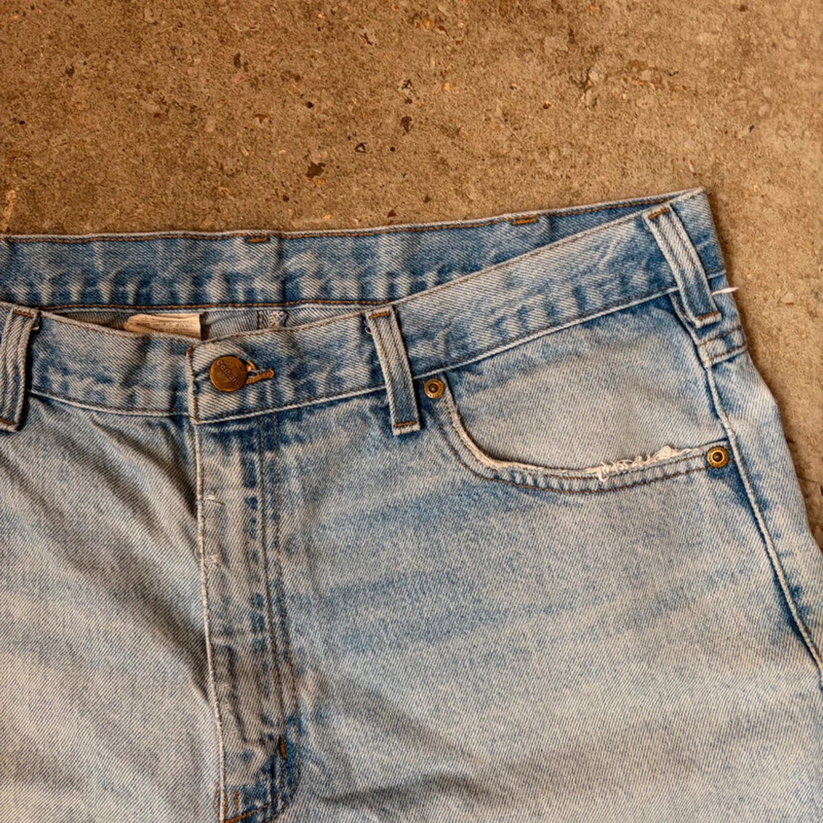Vintage Carhartt Light Wash Jeans - Distressed & Ripped