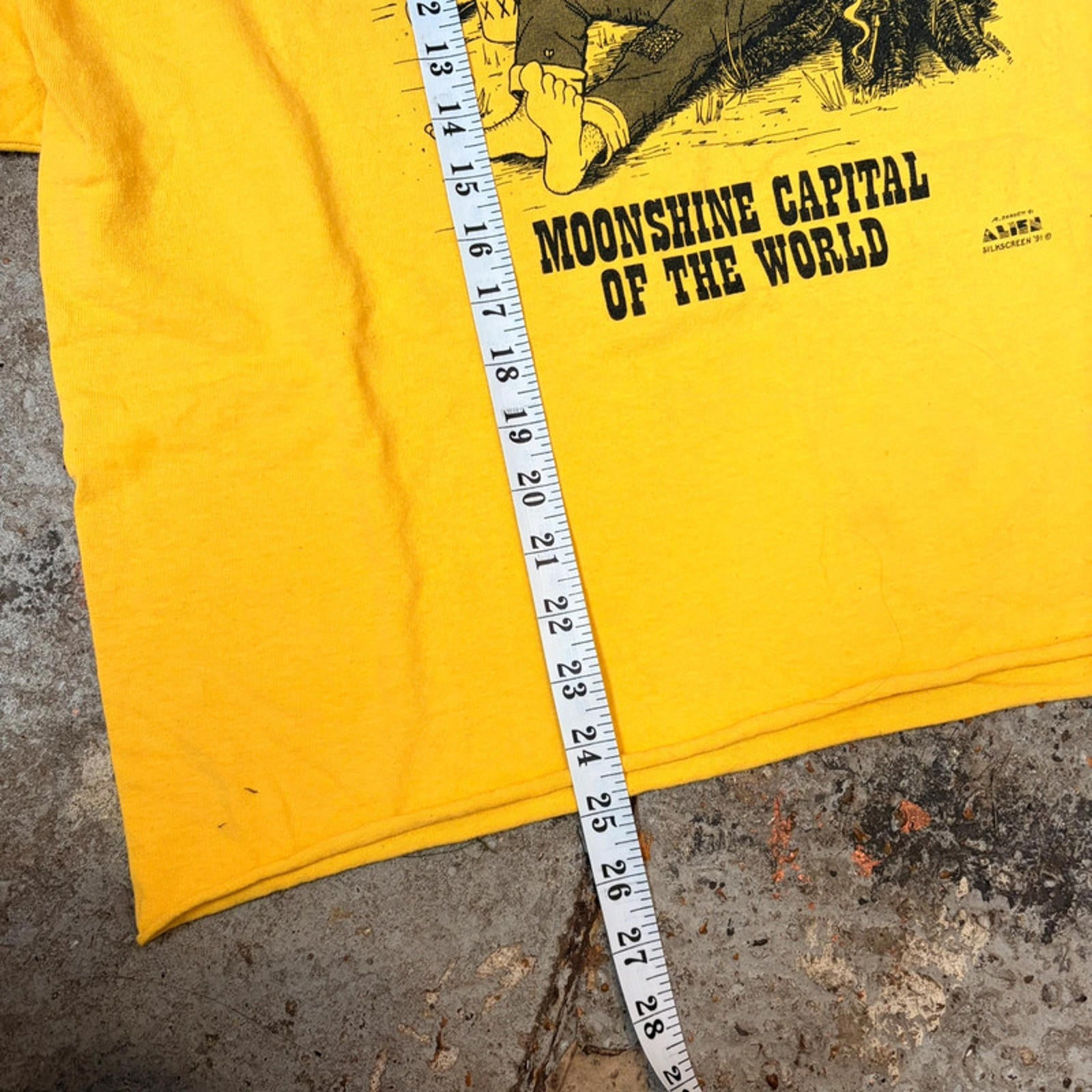 Vintage Franklin County Virginia Moonshine Capital T-Shirt - Cut Hem