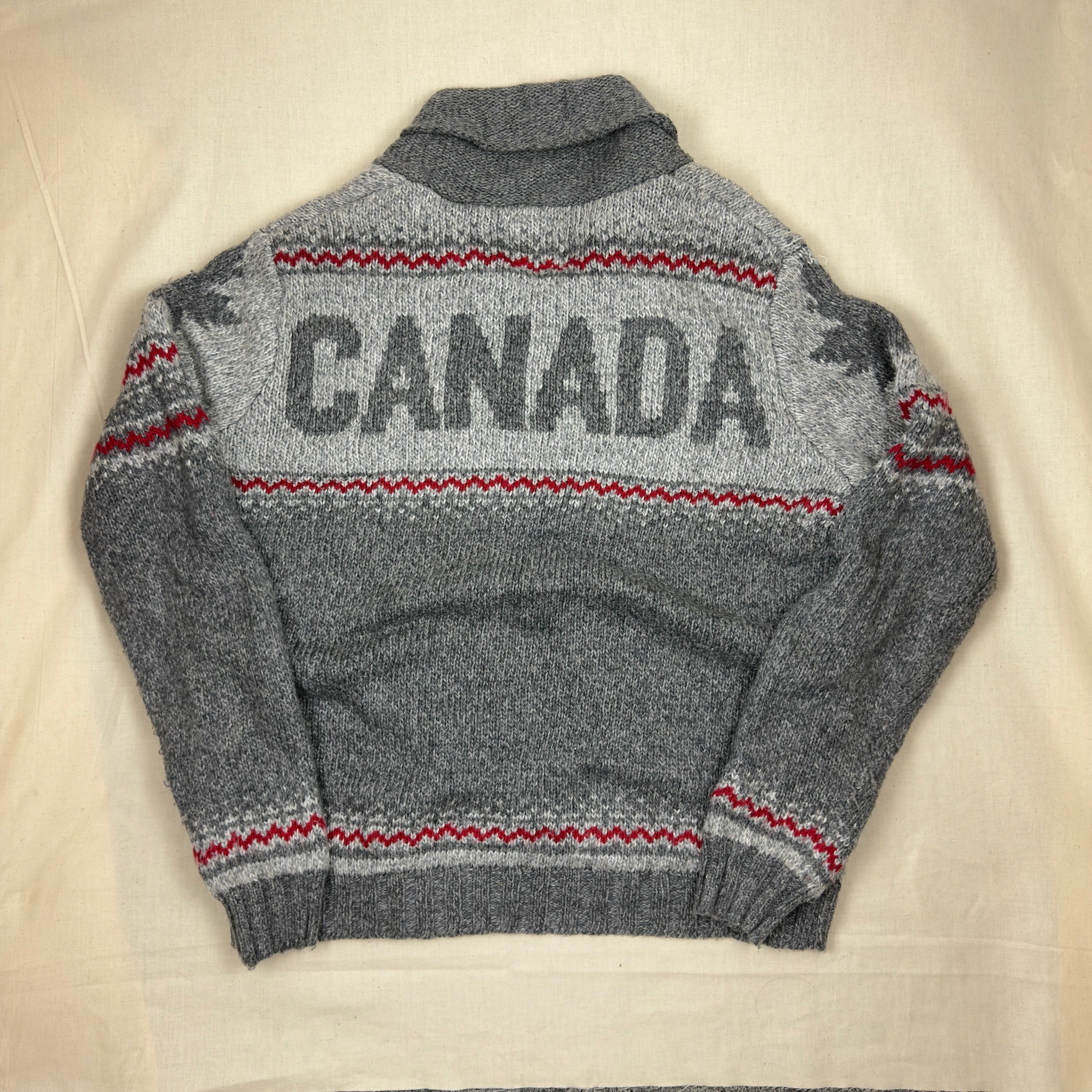 Canadiana - Cowichan Full-Zip Moose Sweater - Gray/Red (Large)