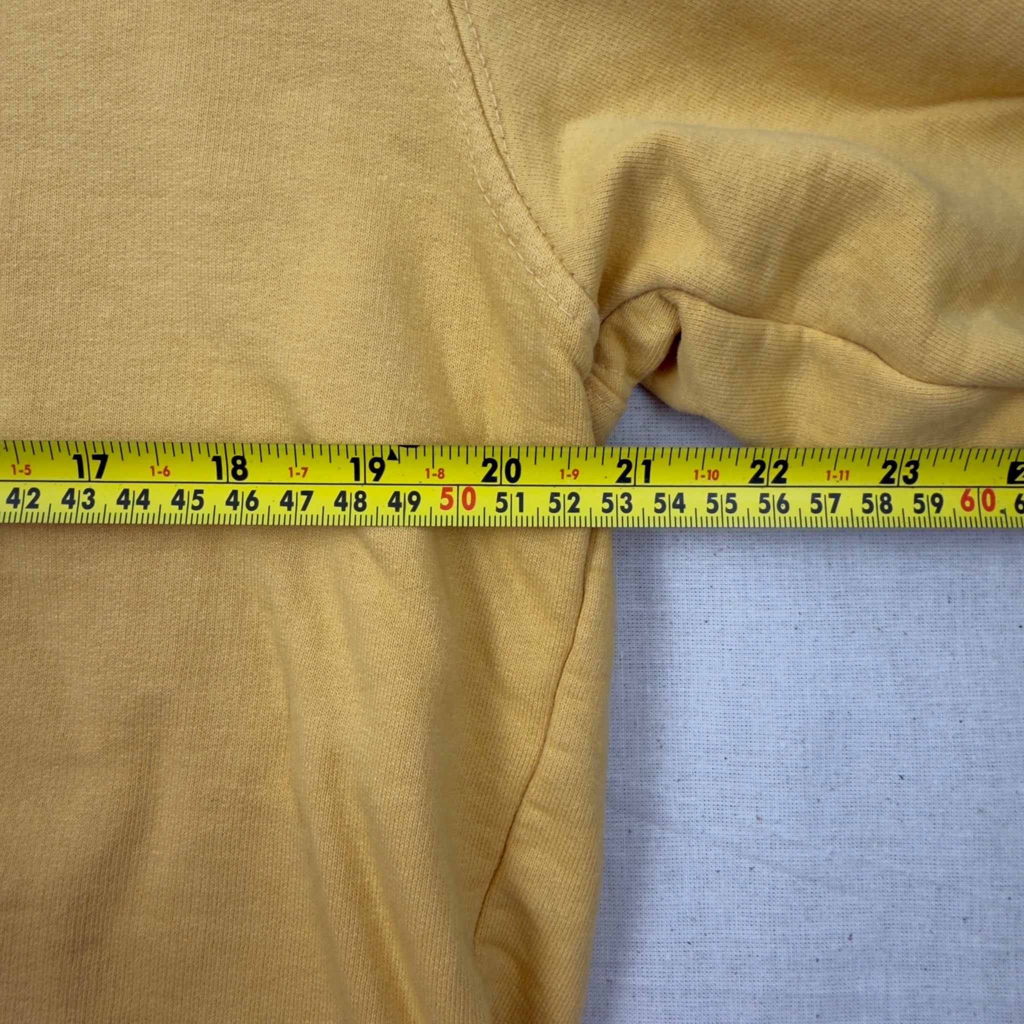 Port & Company / Peanuts - Bootleg Sweatshirt - Yellow (L)