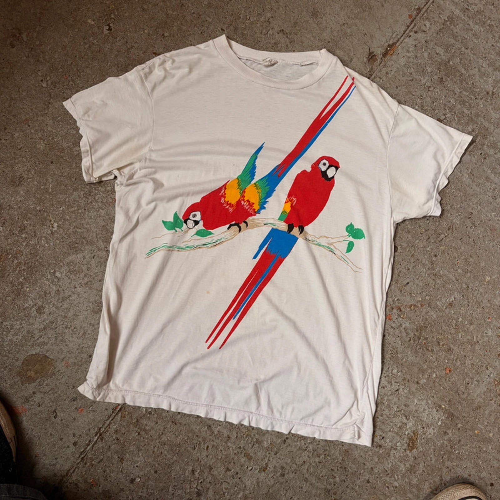 True Vintage 70s/80s Parrot / Macaw Graphic Tee - Single Stitch